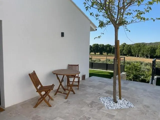 Villa Noyau & Pepin Rognes
