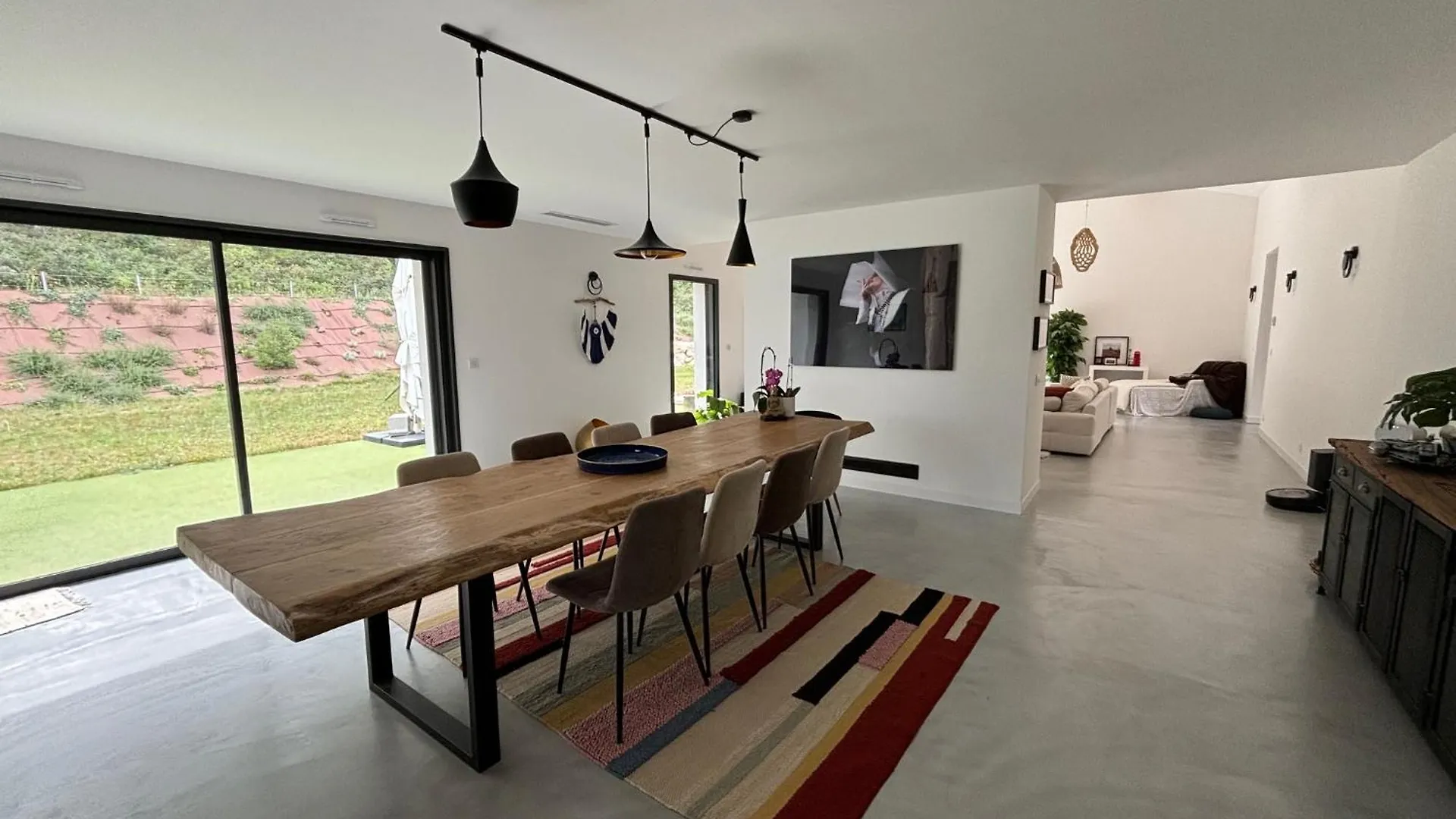 Villa Noyau & Pepin Rognes 0*,