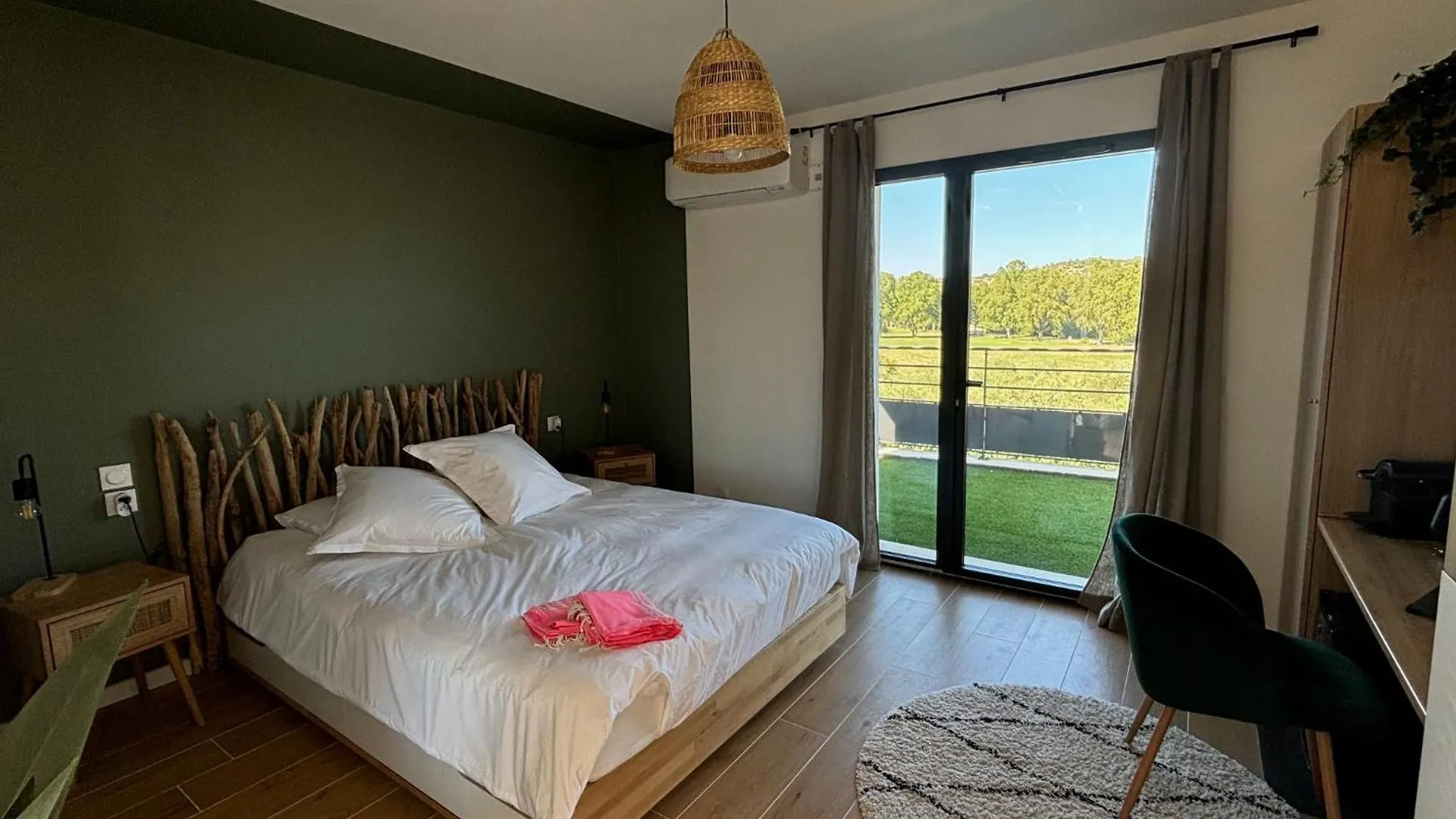 Villa Noyau & Pepin Rognes France